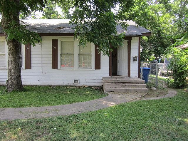 1st image of 1108 Gibbs
