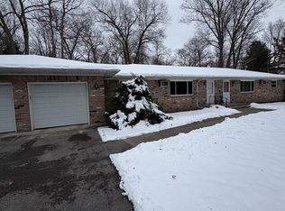 3840 Laplante Rd APT B, Monclova, OH 43542