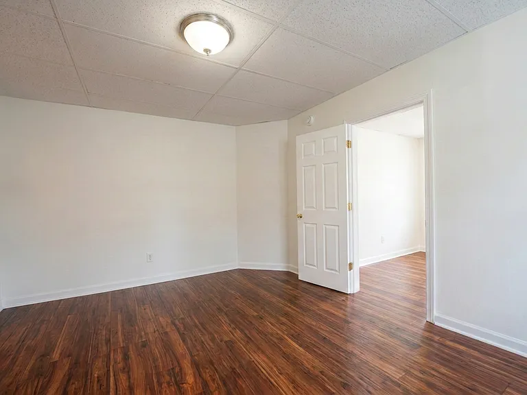 55 Myrtle St #2 — Photo 13