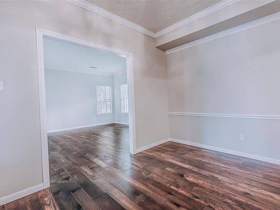 4th image of 24715 Gilbough Dr