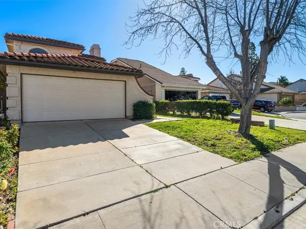832 Chelsea Ct, Simi Valley, CA 93065