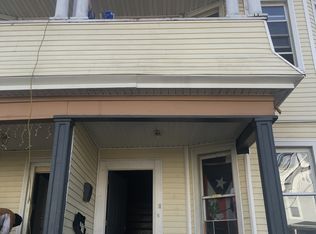 382 Lombard St, New Haven, CT 06513