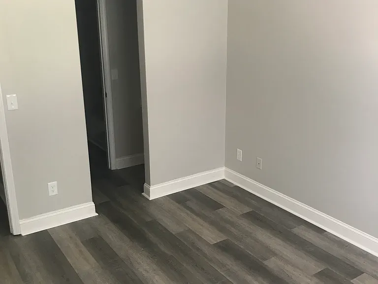 601 W Tyler St — Photo 10