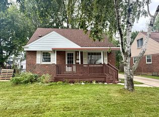 25645 Arlington St, Roseville, MI 48066