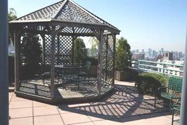 Rented by Corcoran | media 24