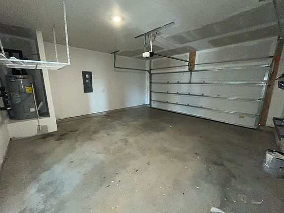 3rd image of 503 Sandy Hollow Dr