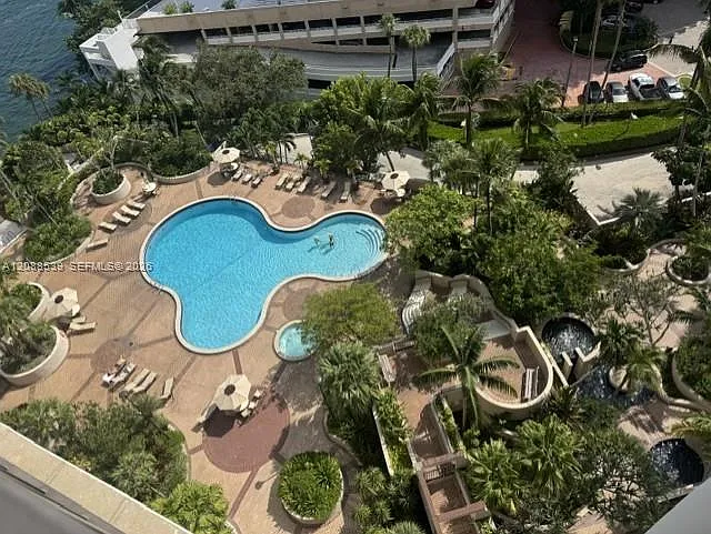 Brickell Key One Condo — Photo 3