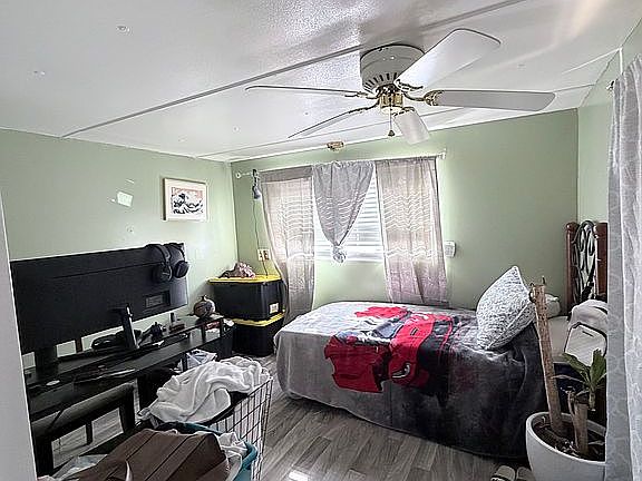 5th image of 1081 E New Circle Rd Lot 15