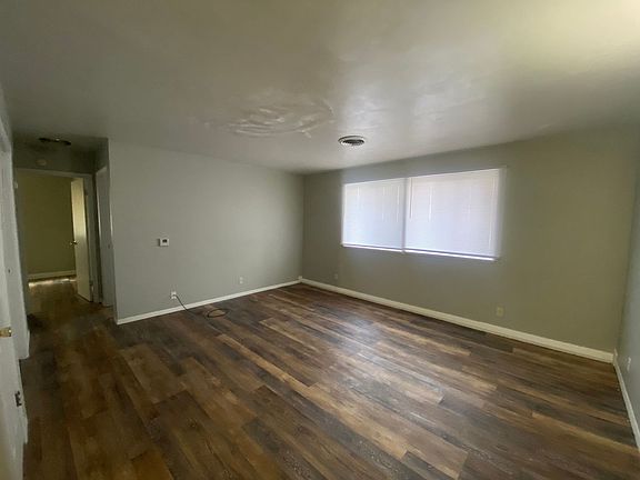 3rd image of 1634 W 42nd St APT 5