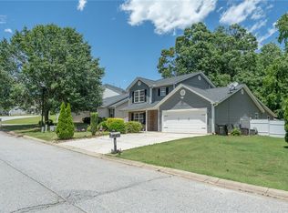 104 Kingscreek Dr, Greer, SC 29650