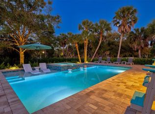 2641 Hyde Park St, Sarasota, FL 34239