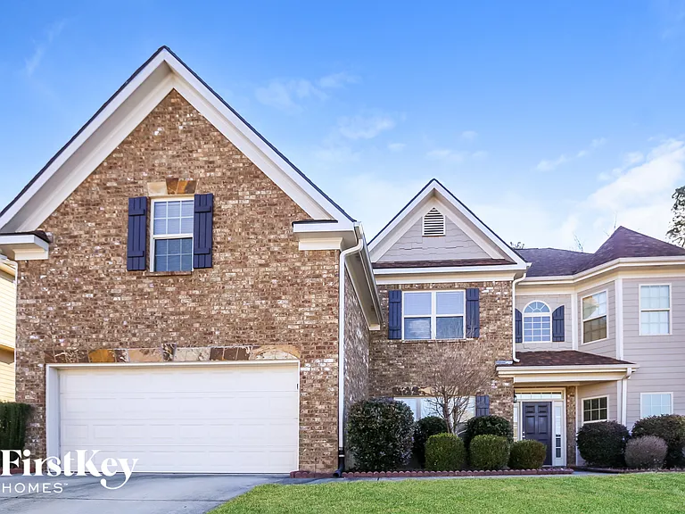 2545 Mossy Rock Pl — Photo 1