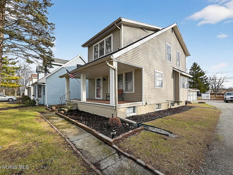 1st image of 3210 Fairbanks Ave