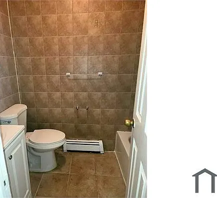 680 E 233rd St #3 — Photo 8