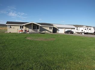 3249 E Langell Valley Rd, Bonanza, OR 97623