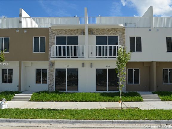2nd image of 25812 SW 139th Ave #8