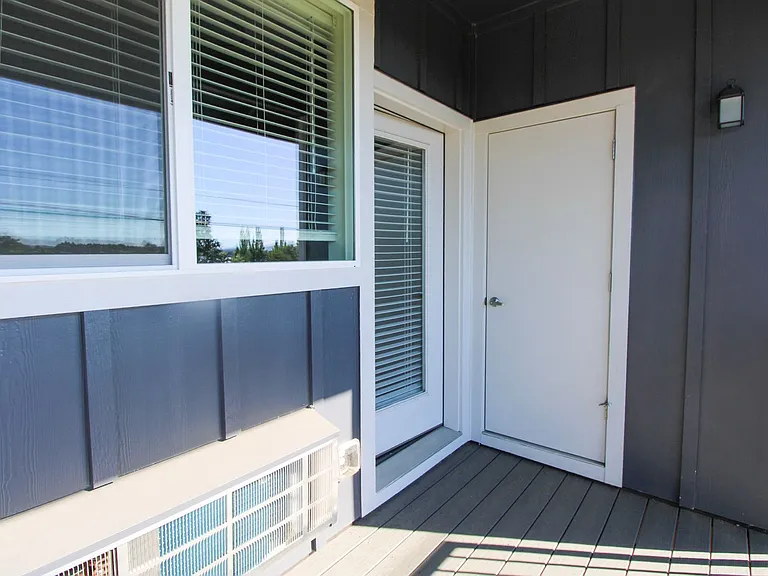 Creek's Edge Apartments — Photo 58