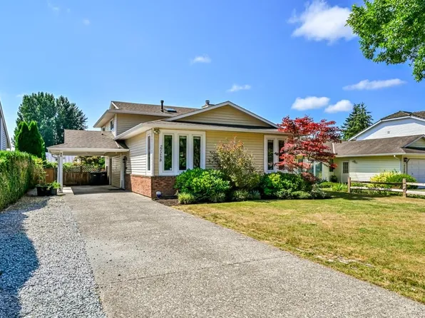 27258 26b Ave, Langley, BC V4W 3K2