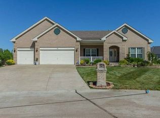 14 Covent Garden Ct, Dardenne Prairie, MO