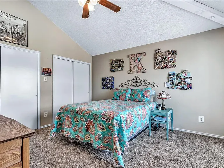 400 Fall Cir #C — Photo 7