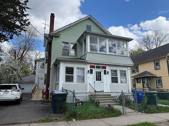 2nd image of 119-121 Middlesex St