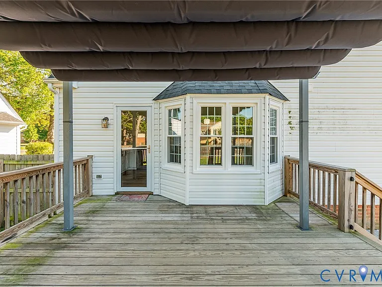 5318 Monument Ave — Photo 40