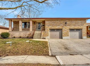 18 Sprucehill Dr, Brantford, ON N3R3R6