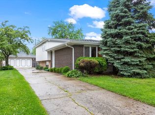 8800 Austin Ave, Oak Lawn, IL 60453