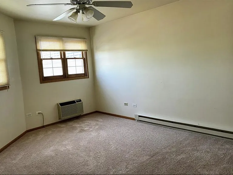 431 Leah Ln #2F — Photo 5