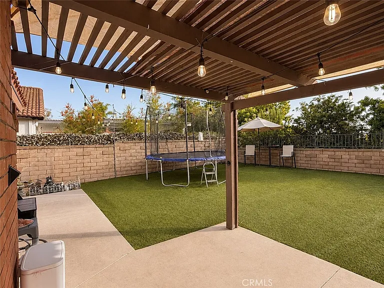 27841 Siruela — Photo 3