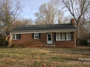 3217 Enfield Rd, Charlotte, NC 28205