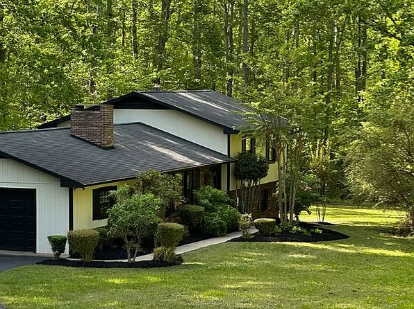 169 Fire Tower Rd, Mill Spring, NC 28756