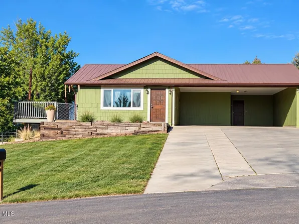 952 Green St, Craig, CO 81625