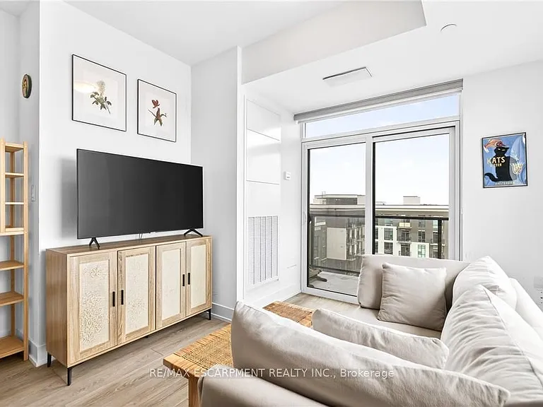 470 Dundas St E #710 — Photo 14
