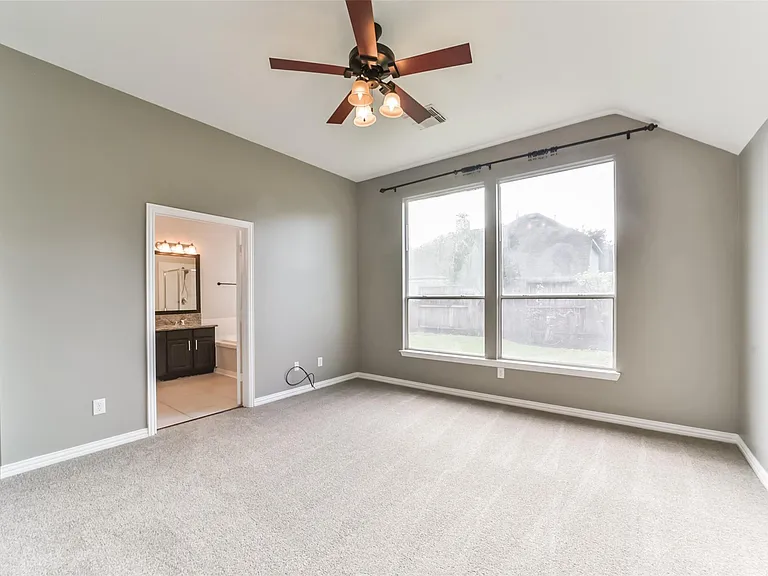 4822 Big Cedar Cir — Photo 16