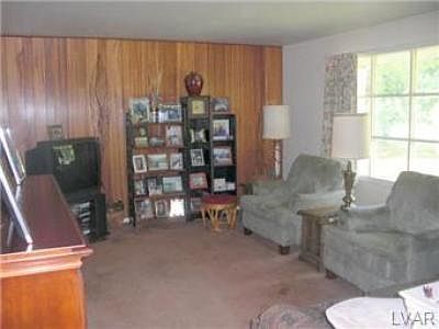 2nd image of 572 Hilldale Dr