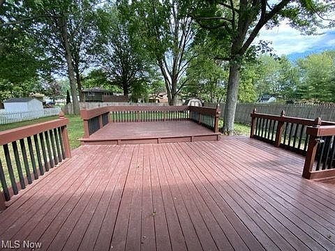 4th image of 136 Wisconsin Cir