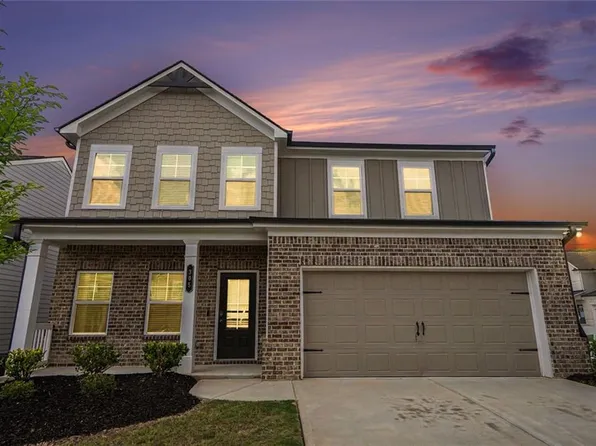 305 Sterling Creek Way, Loganville, GA 30052