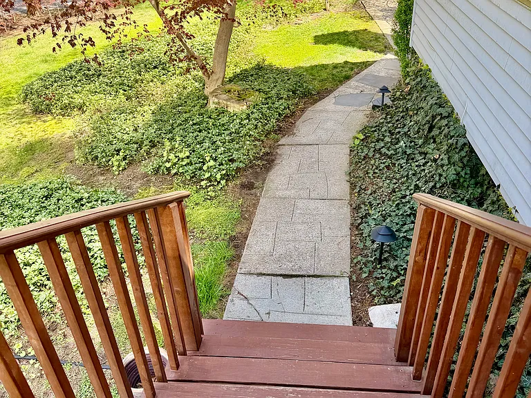 4 Hillside Ave #1 — Photo 9