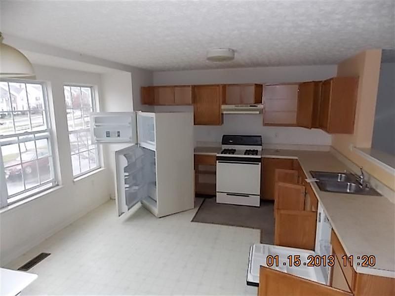 2nd image of 10508 Vista Gardens Dr