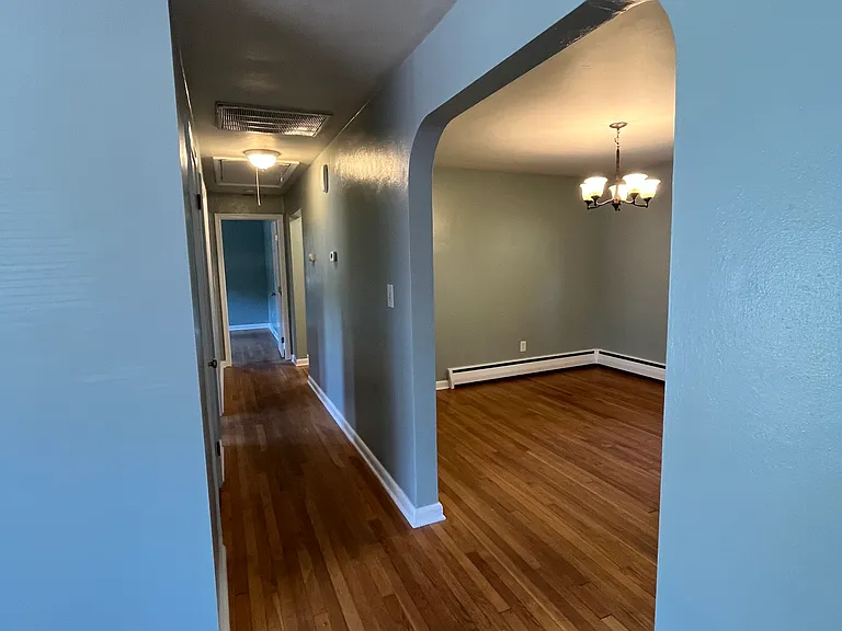 143 Hermitage Rd — Photo 6