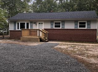 111 W Colton Ln, Williamstown, NJ 08094