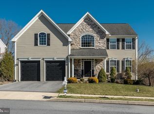 220 Longview Dr, Reading, PA 19608