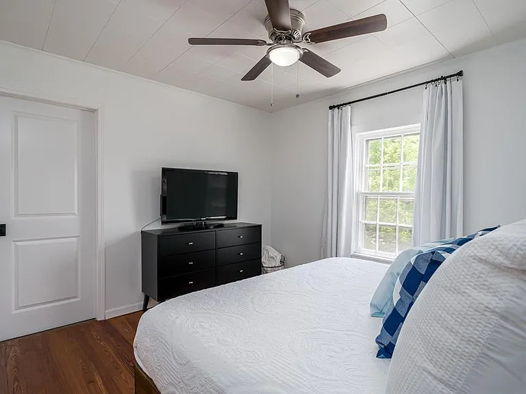 101 Riverview St — Photo 13