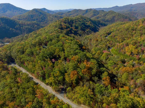 Settlers View Ln, Sevierville, TN 37862
