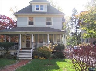 150 Morse Pl, Englewood, NJ 07631