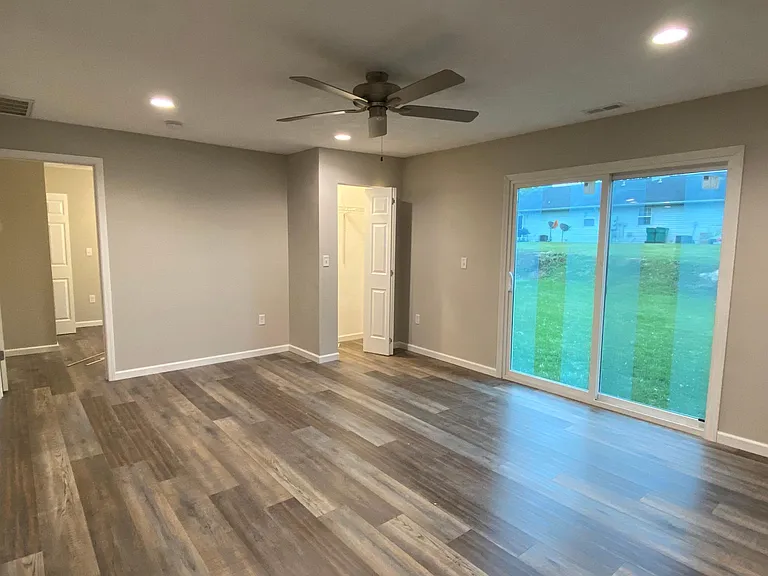 511 Joy Dr — Photo 2