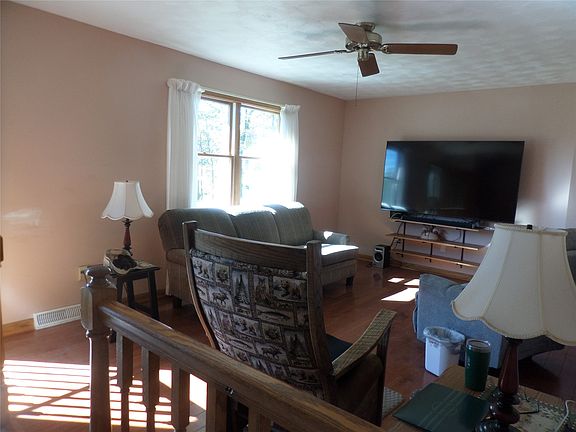 5th image of 3845 Depot Rd