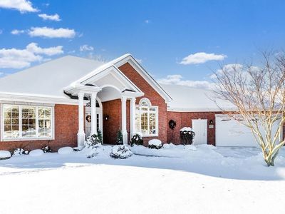 6024 Corinne Ln, Clarence Center, NY, 14032