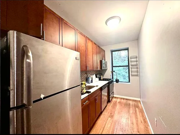 64 Wadsworth Terrace image 1 of 8